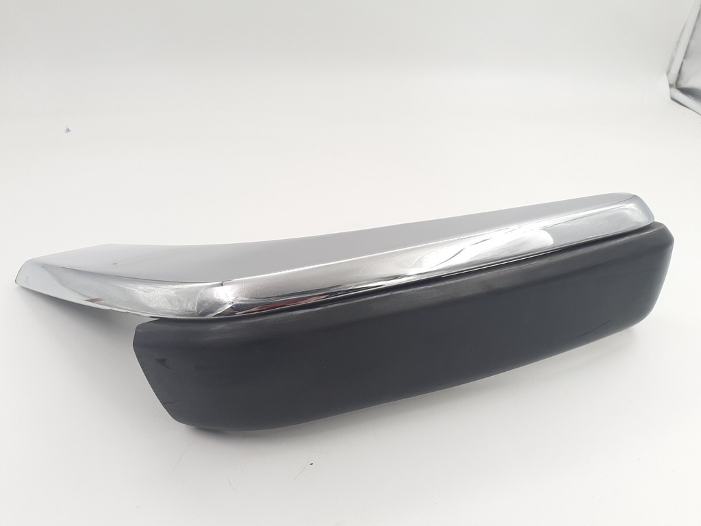 FRONT XJS NS LEFT PASSENGER  BUMPER CHROME TRIM CORNER GOOD CONDITION JAGUAR