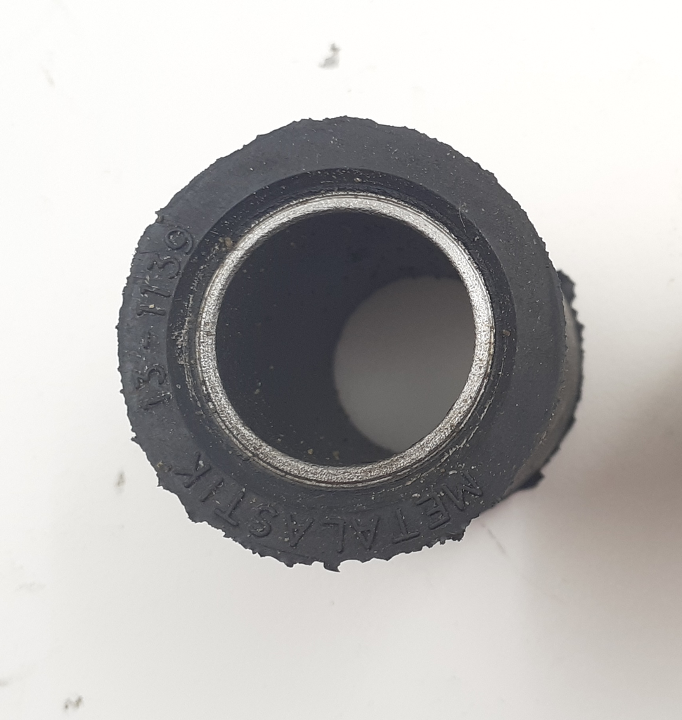 XJS XJ6/ XJ12 FRONT LOWER WISHBONE SUSPENSION BUSH OEM