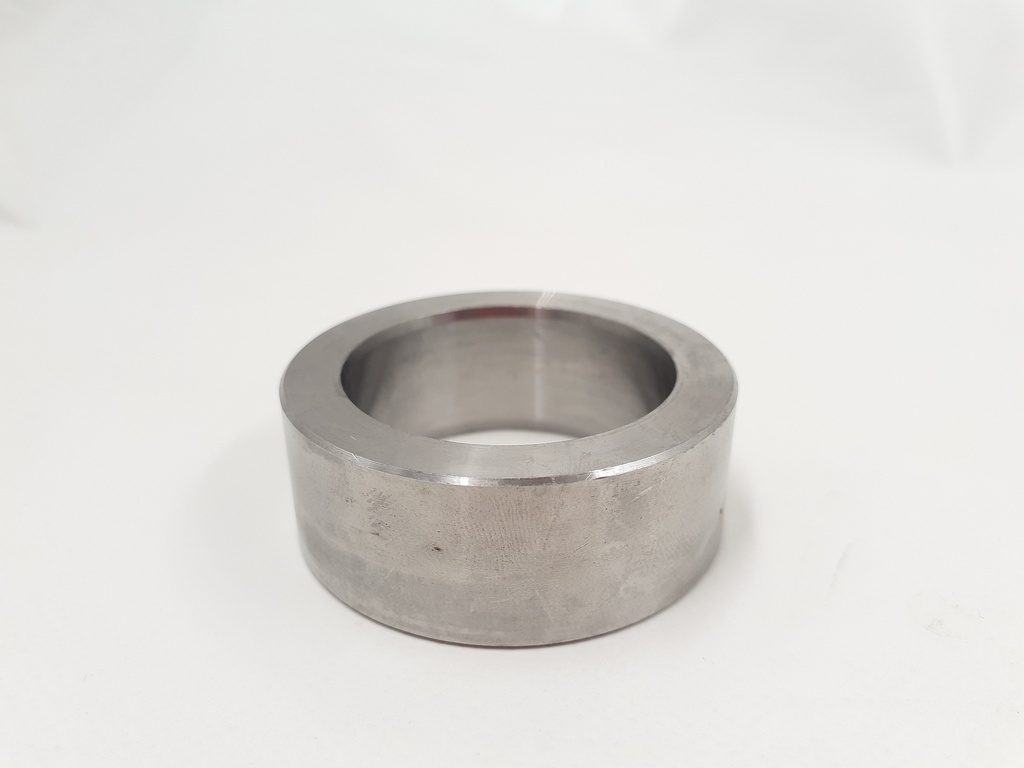 DIFFERENTIAL OUTPUT SHAFT RETAINING COLLAR