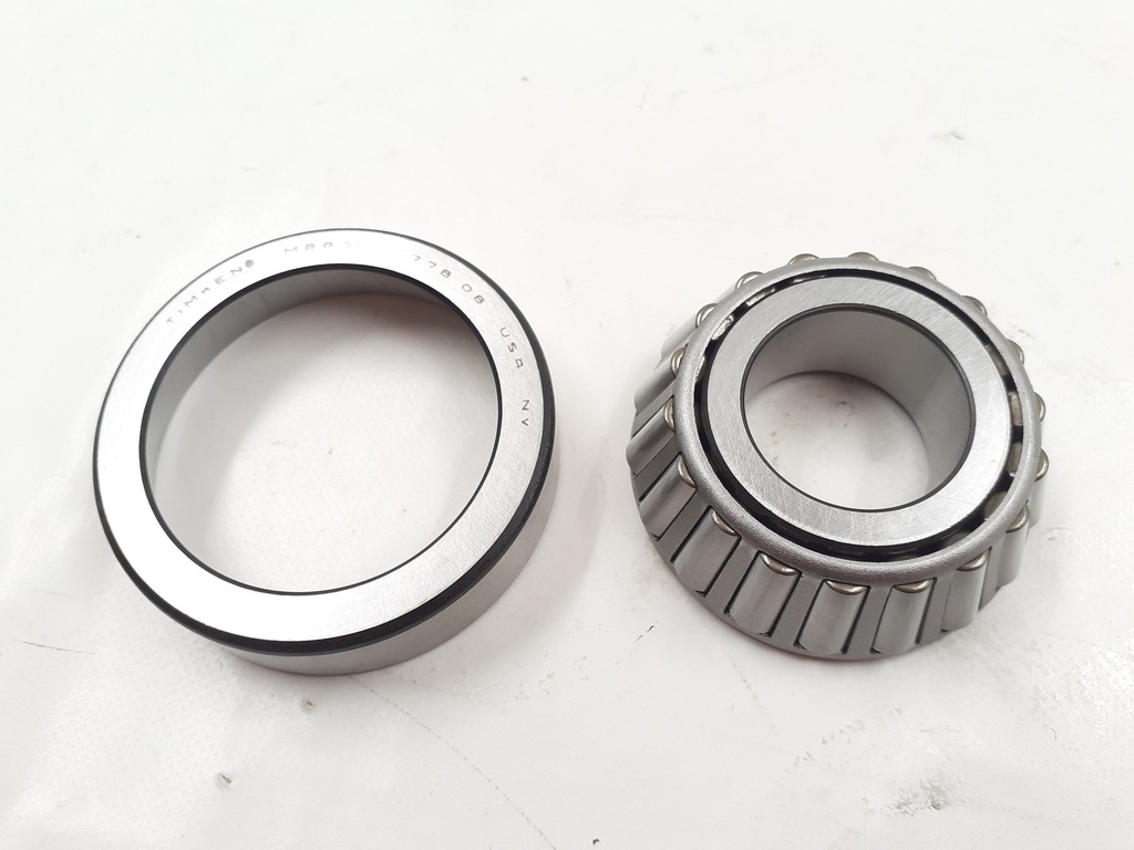 DIFFERENTIAL PINION OUTER BEARING LATE