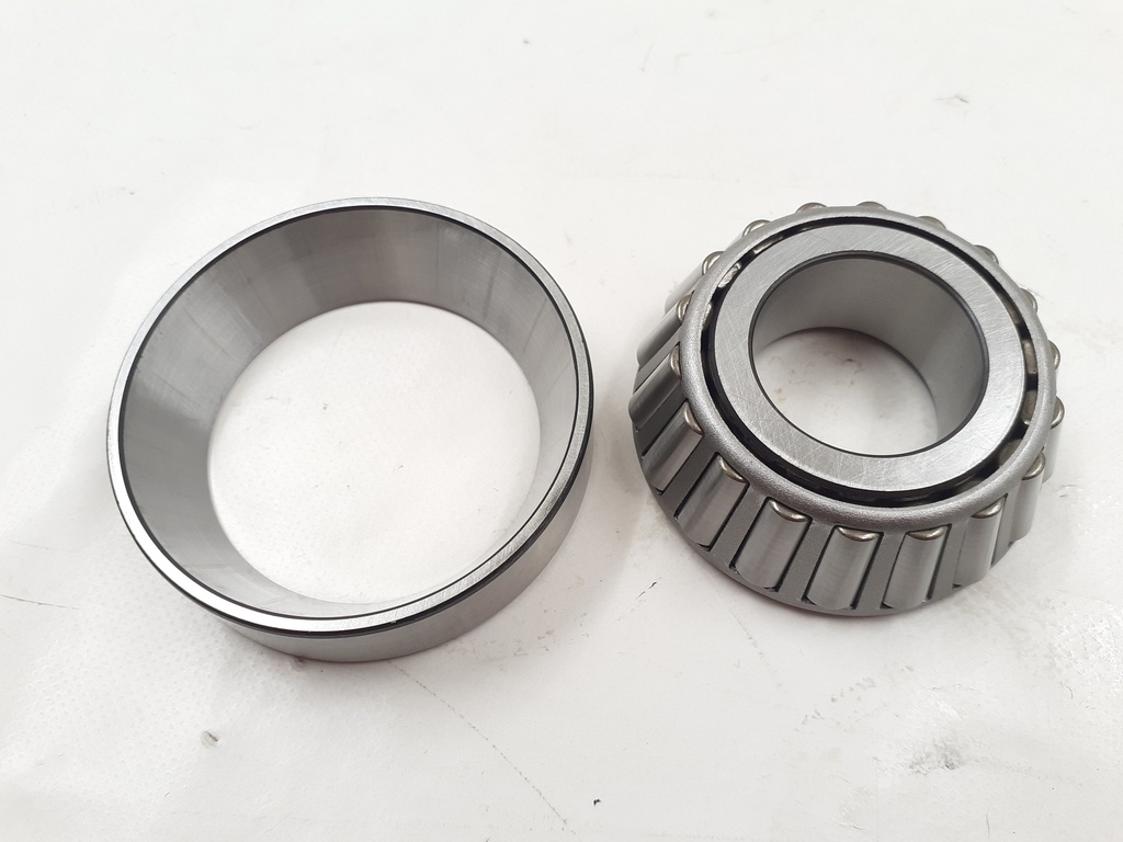 DIFFERENTIAL PINION OUTER BEARING LATE
