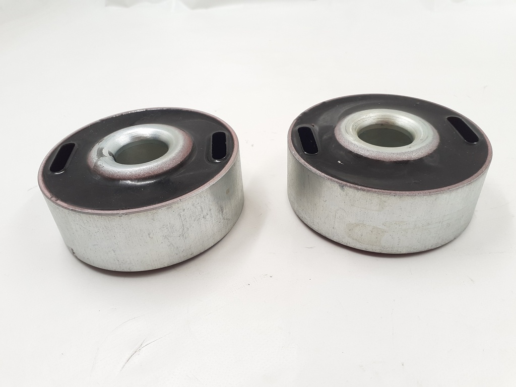 PAIR OF LARGE RADIUS ARM METALASTIC BUSHES POLY ROAD BLACK