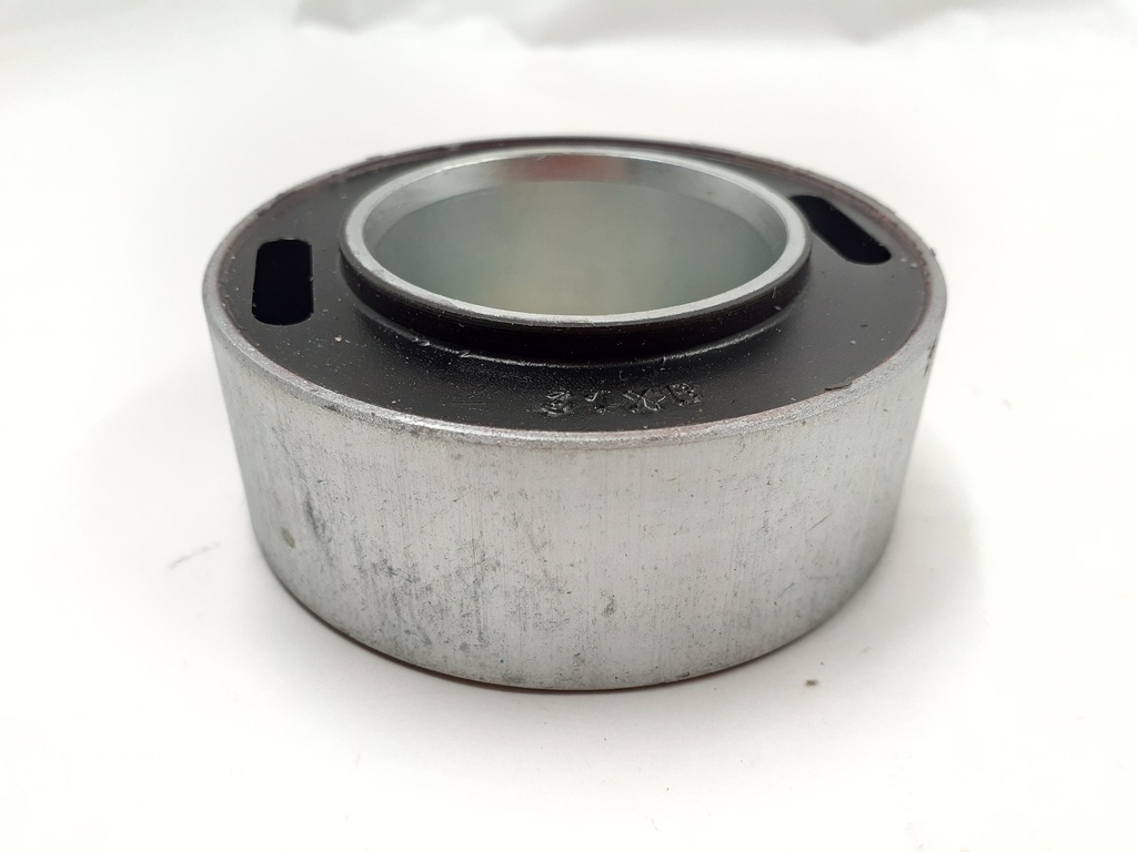 PAIR OF LARGE RADIUS ARM METALASTIC BUSHES POLY ROAD BLACK