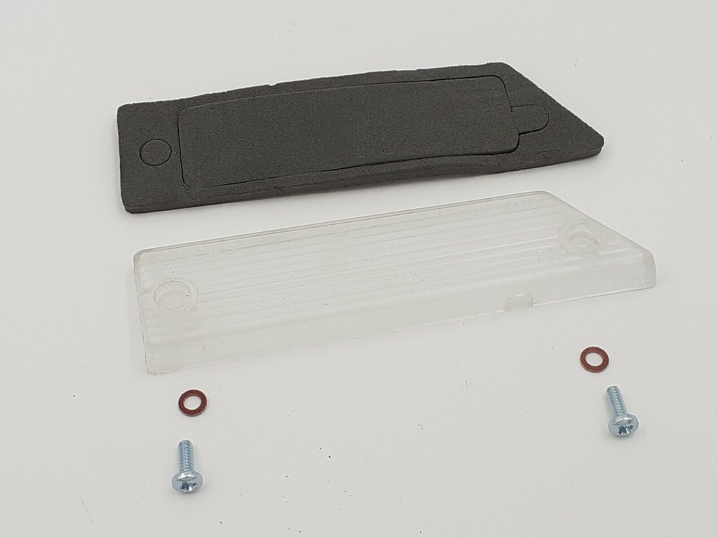 XJS PRE FACELIFT REAR NUMBER PLATE AND REVERSE LAMP SET