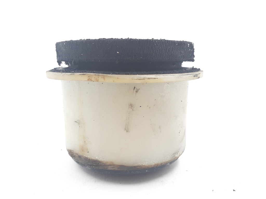 XK8 FRONT SUBFRAME BUSH