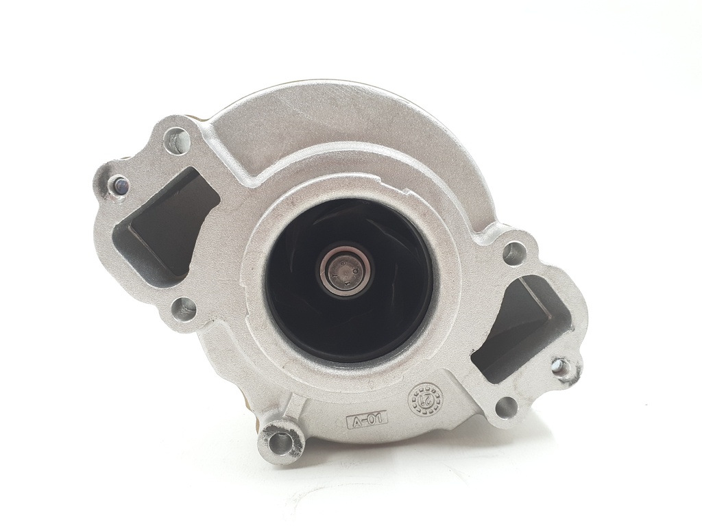 V8 3.2 4.0 ENGINE WATER PUMP