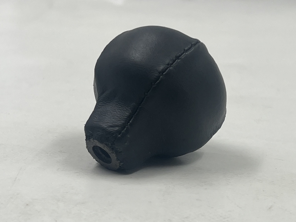 LEATHER TRIMMED GEAR KNOB FOR GETRAG GEARBOX (copy)