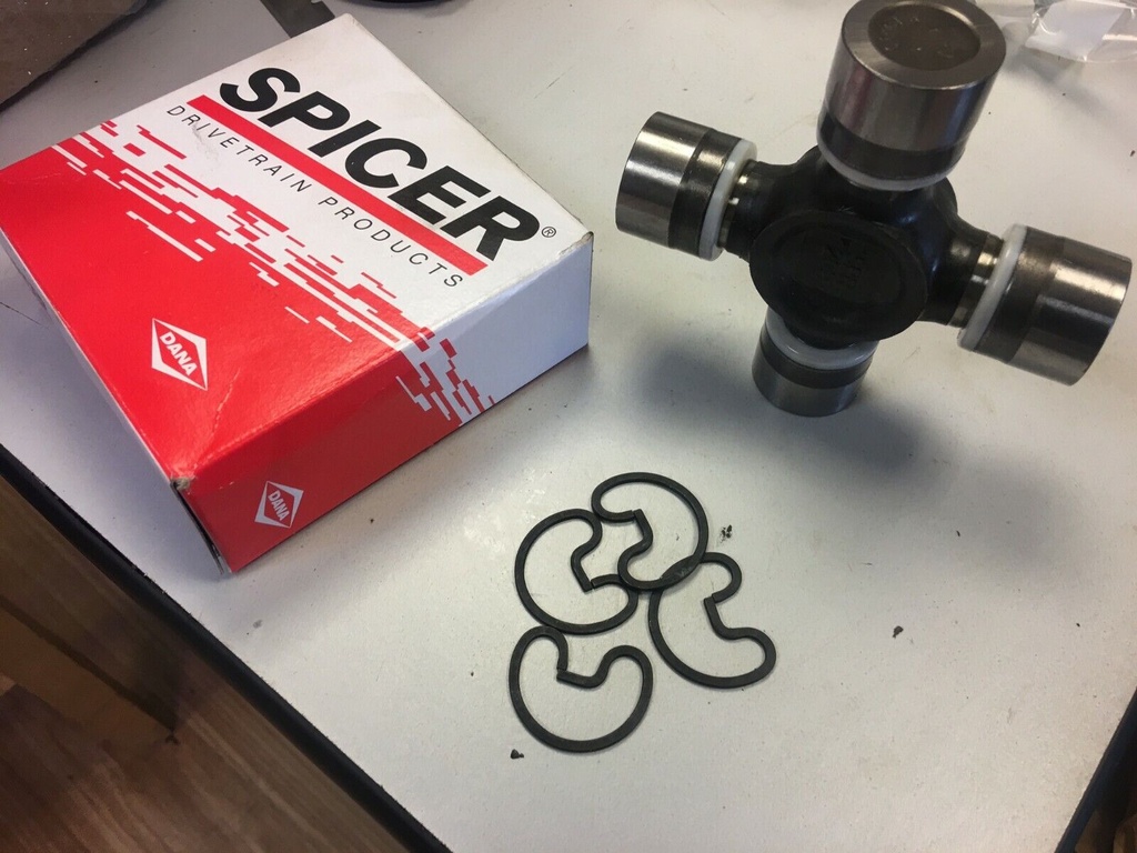 ETYPE XJ6 XJ12 XJS UJ UNIVERSAL JOINT SPICER HD FOR INBOARD BRAKES