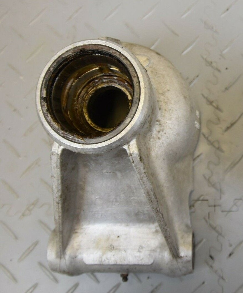 EARLY HUB NON-ABS - INBOARD BRAKES