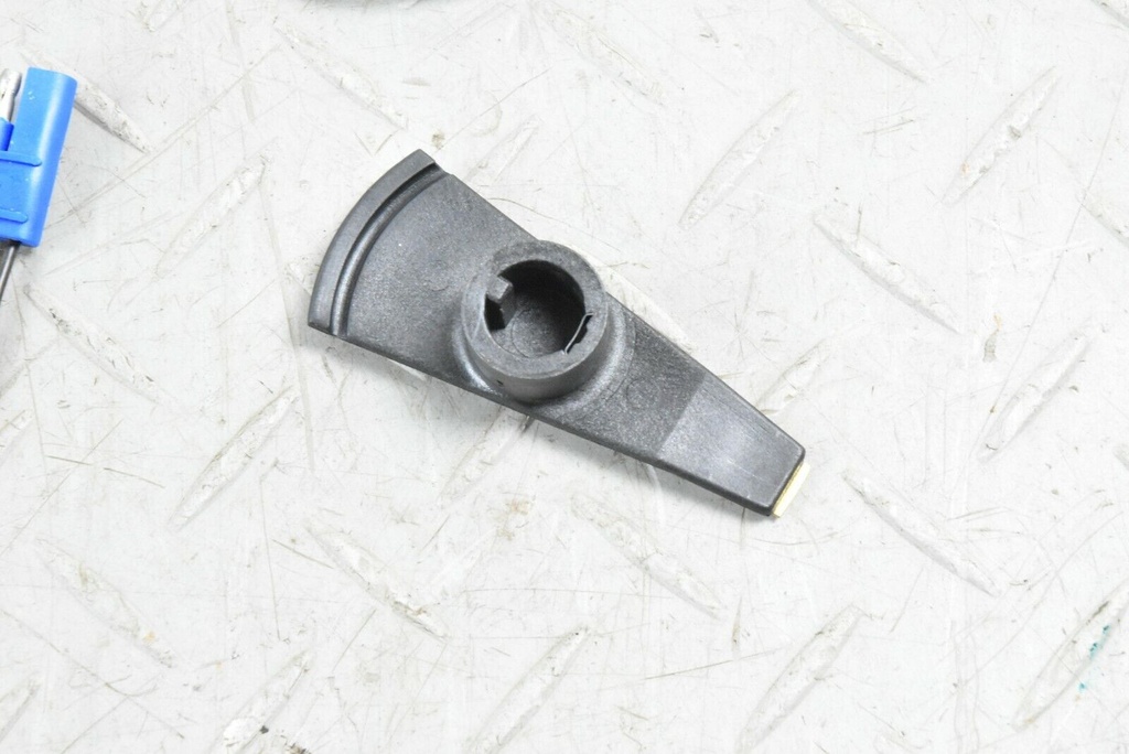 LUCAS DISTRIBUTOR ROTOR ARM V12