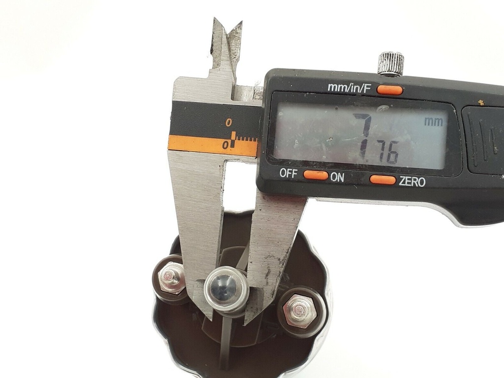 XJ XJS INJECTION EXTERNAL PUMP (EYELET)