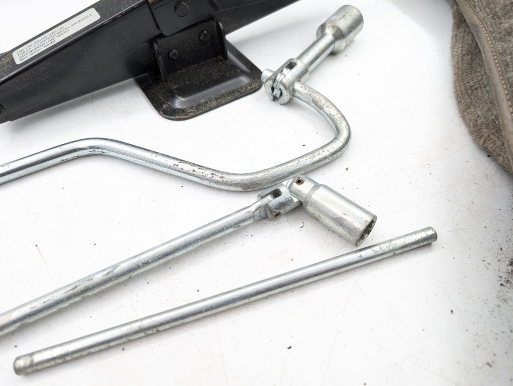 $_57.JPG?set_id=880000500F