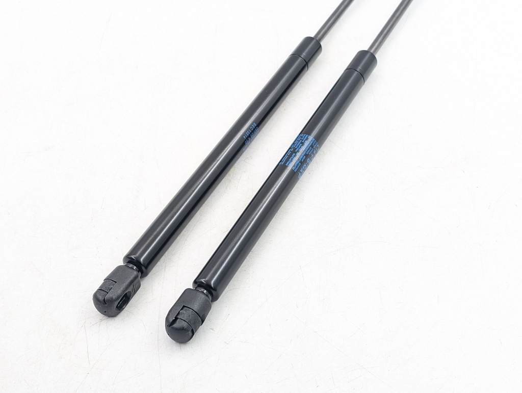 PAIR OF XJ40 BOOT GAS STRUTS
