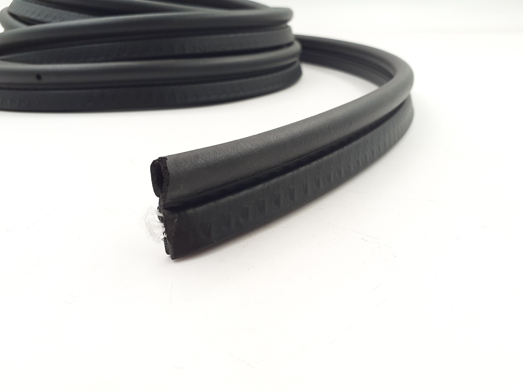 JAGUAR BOOT LID SEAL XJS XJ6 XJ12 MK10 420G