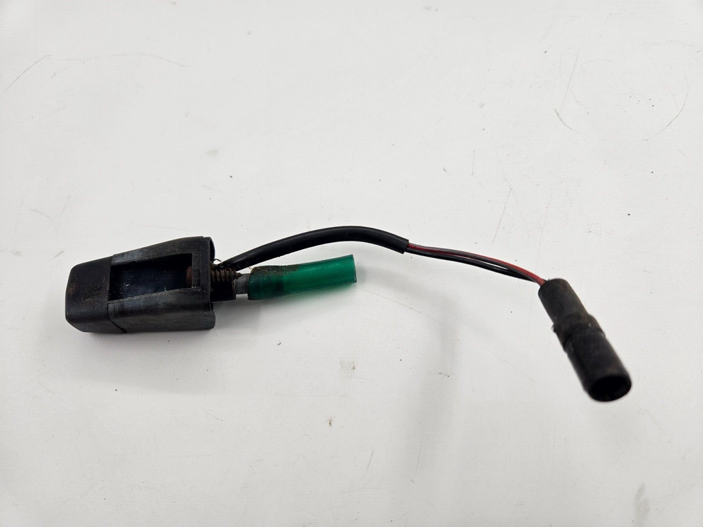 HEATED SCREENWASH JET JAGUAR EARLY XJ40 WINDSCREEN WASHER JET SCREENWASH DBC3068