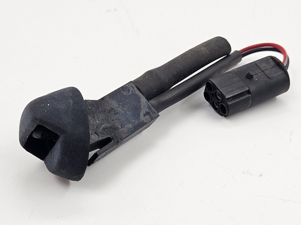 HEATED SCREENWASH JET JAGUAR LATE XJ40 WINDSCREEN WASHER JET SCREENWASH DBC10827