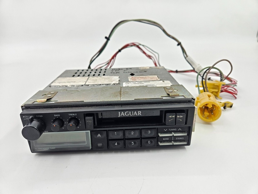 JAGUAR XJ6 XJ12 XJ40 RADIO HEAD UNIT PLAYER CASSETTE CD ENTERTAINMENT DBC3976
