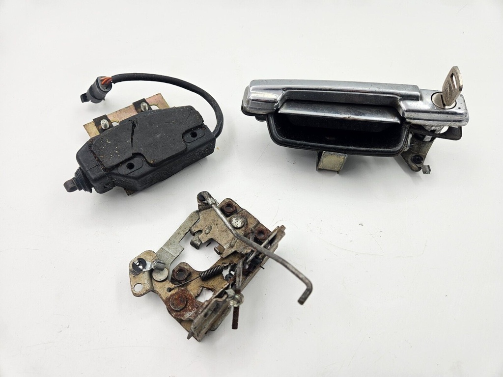 DOOR LOCKING ACTUATOR JAGUAR XJS HE FRONT LEFT MECHANISM SOLENOID WIRE BCC7685