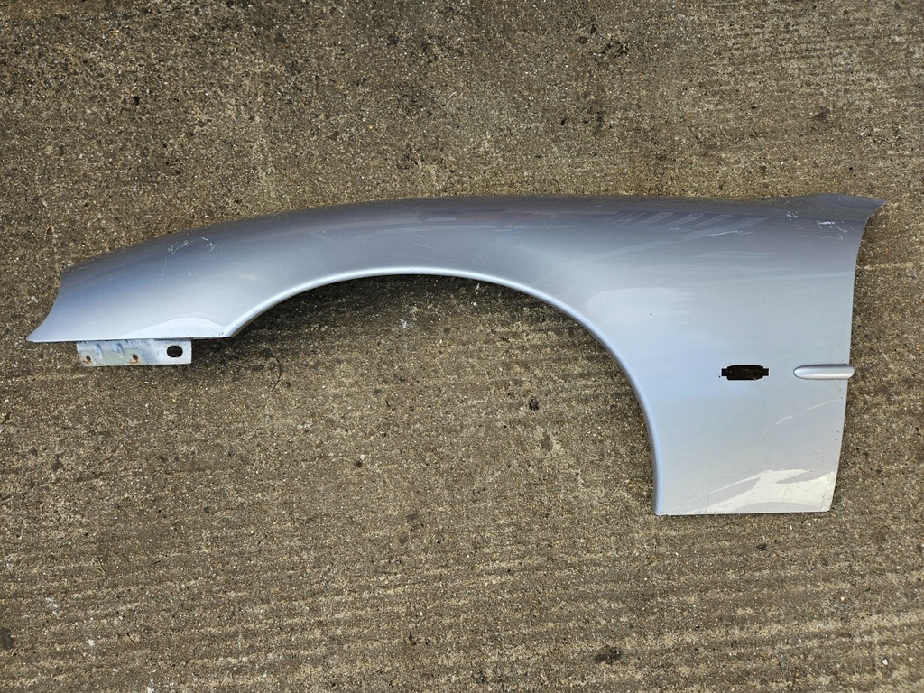 FRONT PASSENGER WING LEFT JAGUAR XK8 XKR X100 96-06 LH QUARTER FENDER PANEL TRIM
