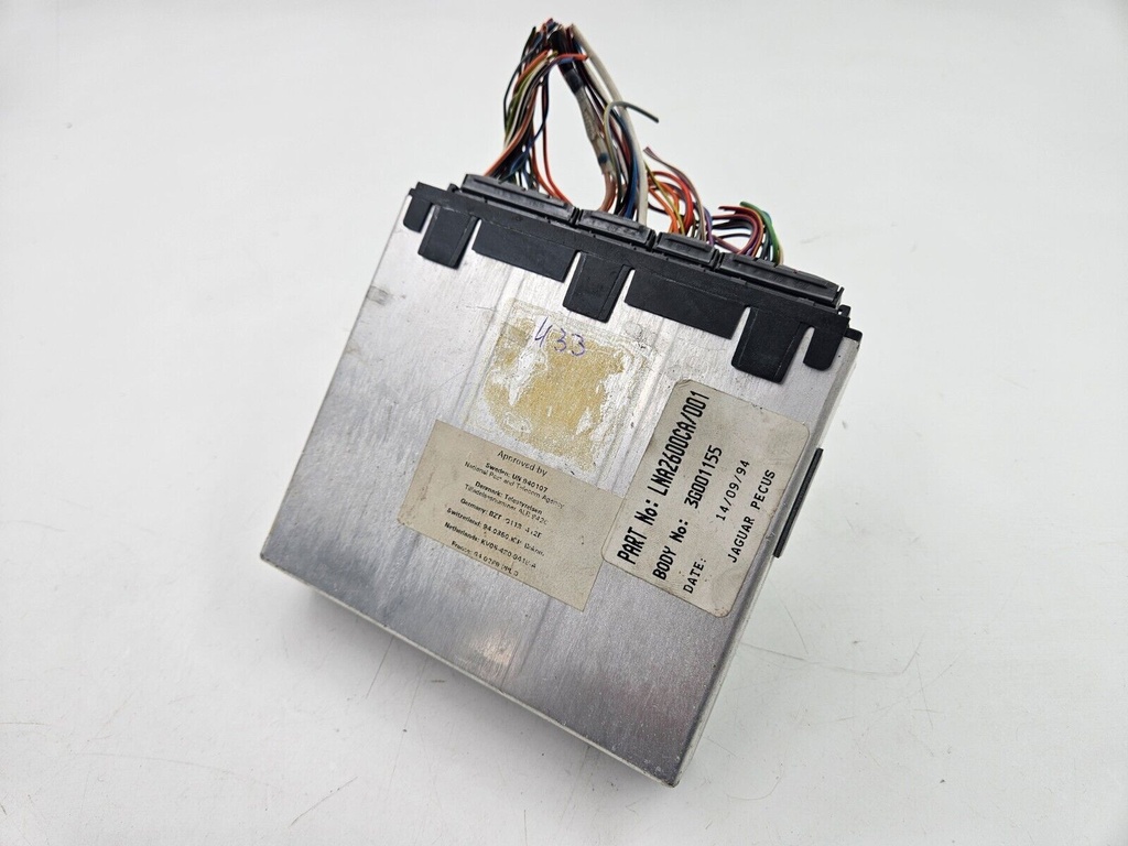 SECURITY LOCKING MODULE JAGUAR X300 CENTRAL LOCKING VEHICLE SECURITY LNA2600CA