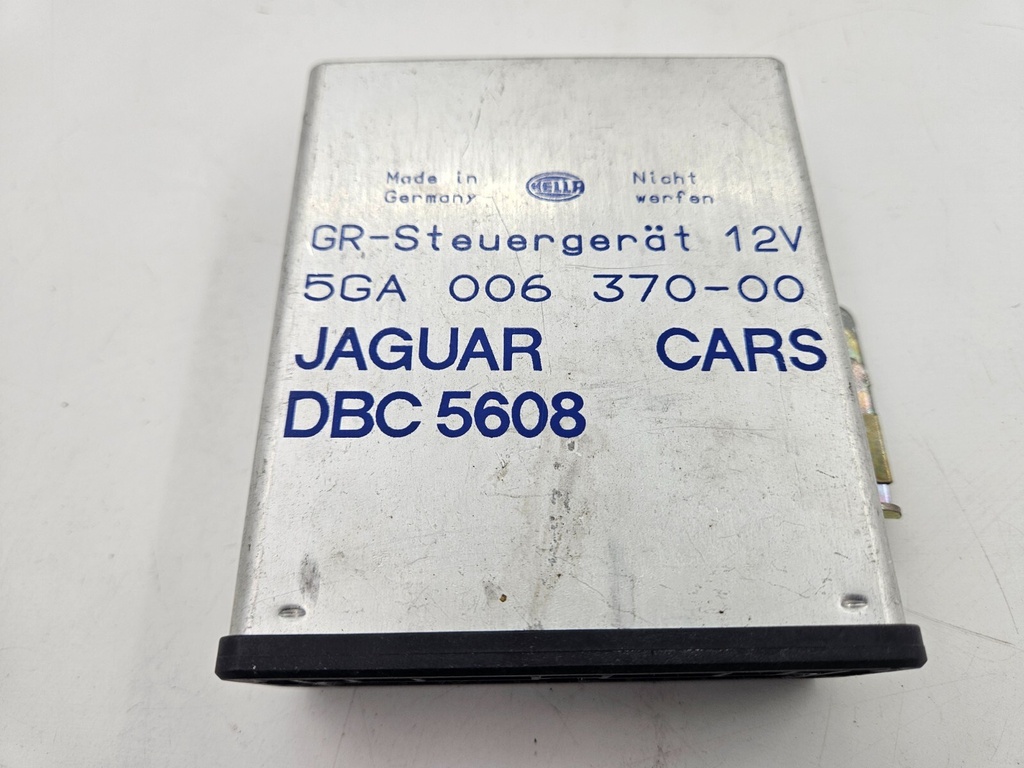 SPEED CONTROL MODULE  HELLA JAGUAR XJ40 XJS FACELIFT DBC5608 5GA 006 370-00