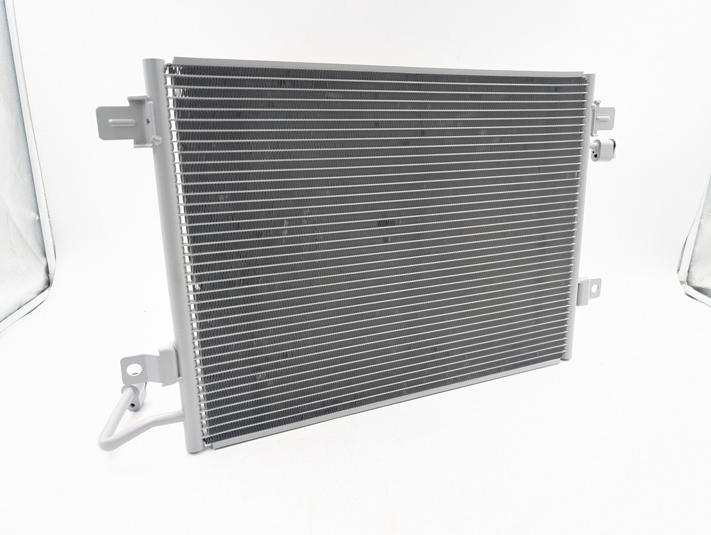X308 XJ8 A/C CONDENSER RADIATOR