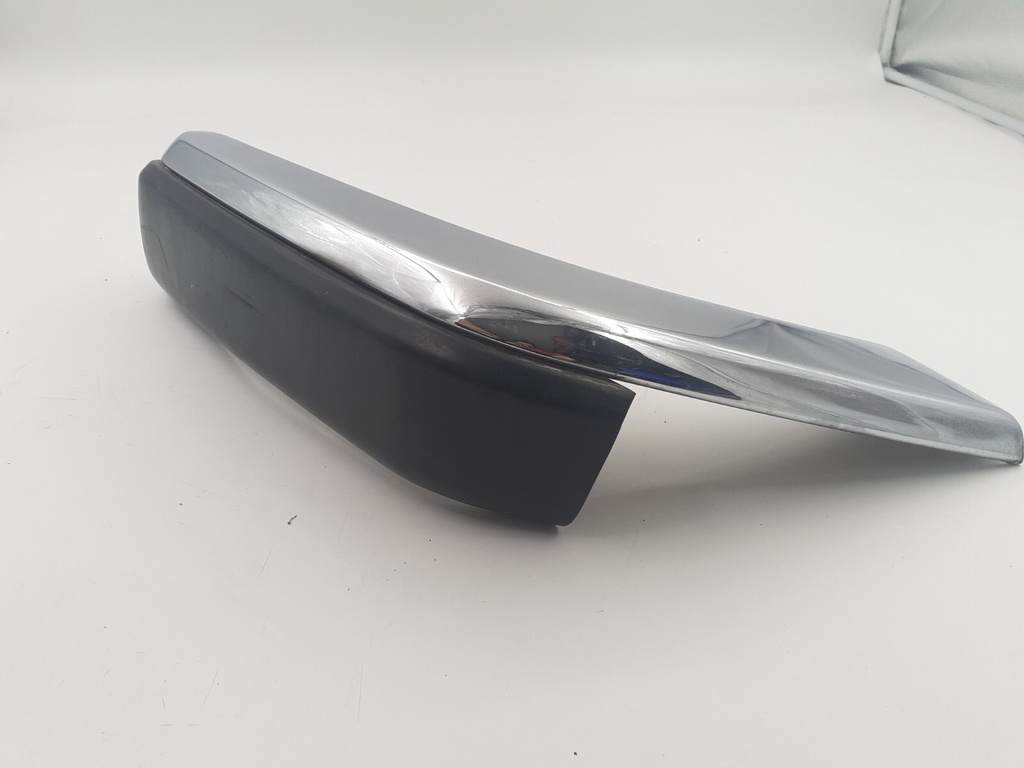 JAGUAR XJS FRONT O/S RIGHT DRIVERS BUMPER CHROME BLADE CORNER TRIM BEC14678