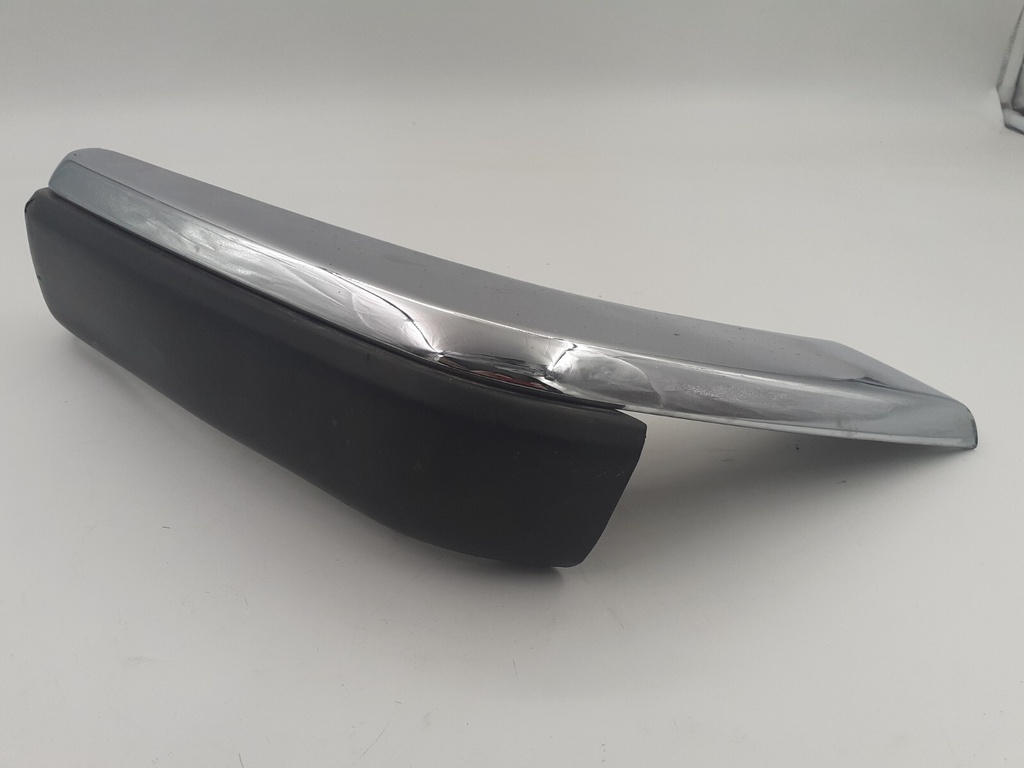 JAGUAR XJS FRONT O/S RIGHT DRIVERS BUMPER CHROME BLADE CORNER TRIM BEC14678