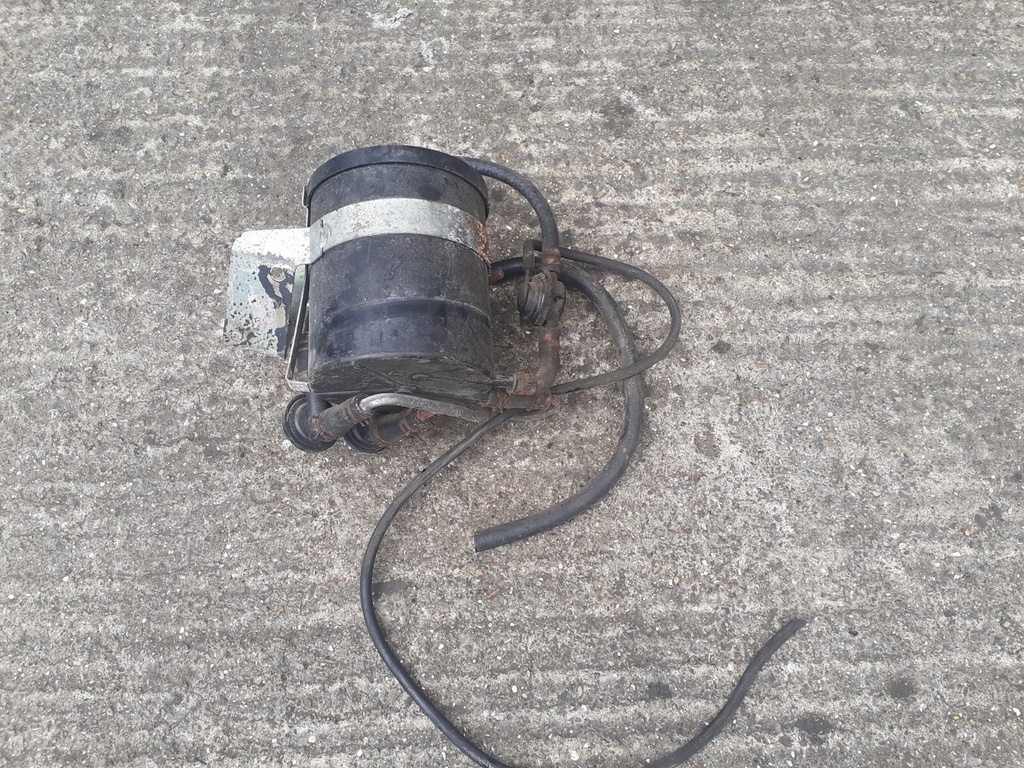 JAGUAR XJS 4.0 CARBON CANISTER VACUUM TANK CAC3814 BRACKETS ROCHESTER VALVE