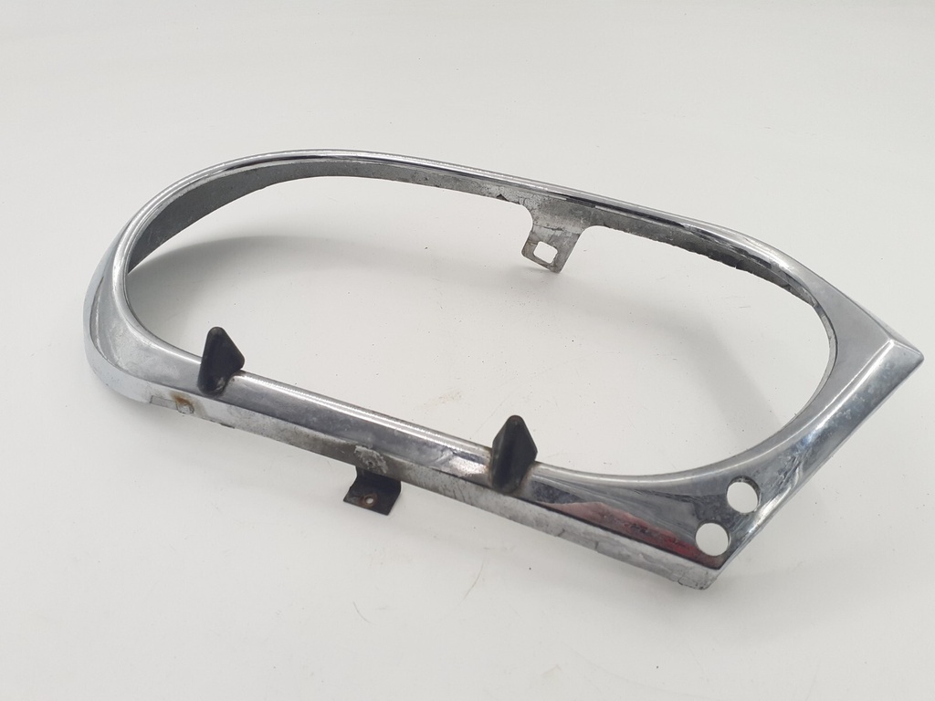 JAGUAR XJS RIGHT HAND HEADLIGHT HEADLAMP OFFSIDE FRONT LIGHT SURROUND WITH JETS