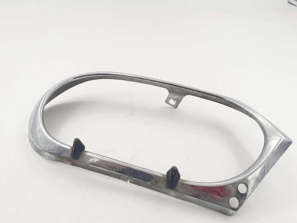 JAGUAR XJS RIGHT HAND HEADLIGHT HEADLAMP OFFSIDE FRONT LIGHT SURROUND WITH JETS