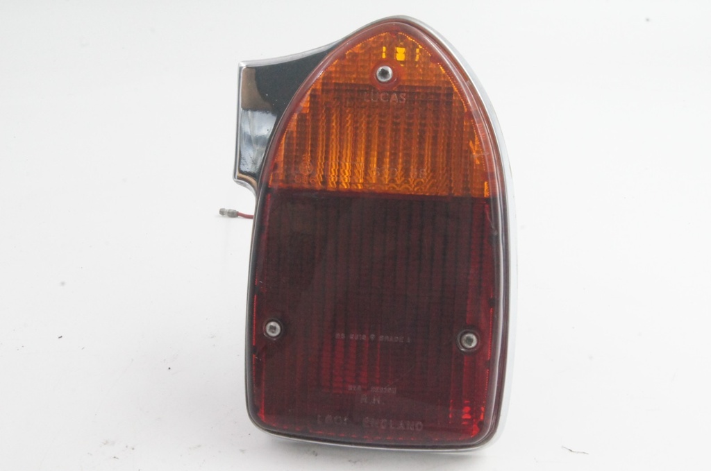 JAGUAR DAIMLER SERIES 2 XJ6 XJ12 REAR BRAKE LIGHT & INDICATOR BACK RIGHT O/S OEM
