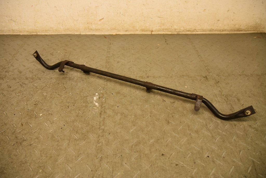 JAGUAR XK8 FRONT OIL COOLER MOUNTING BRACKET BAR SUPPORT LATE XK8 MJF8221AA