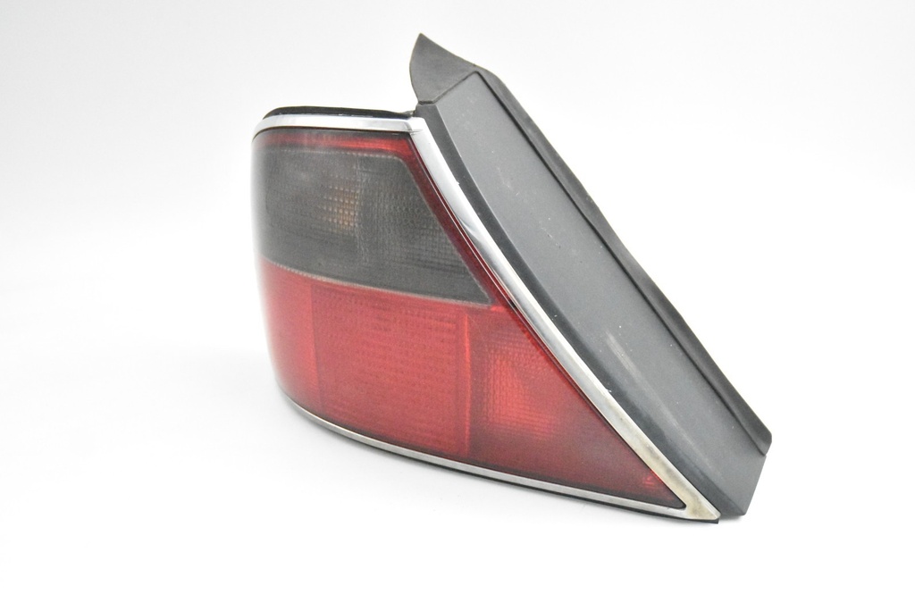 JAGUAR XJ6 X300 SOVEREIGN LEFT N/S REAR LIGHTS LAMP LENS CHROME BEZEL LENS