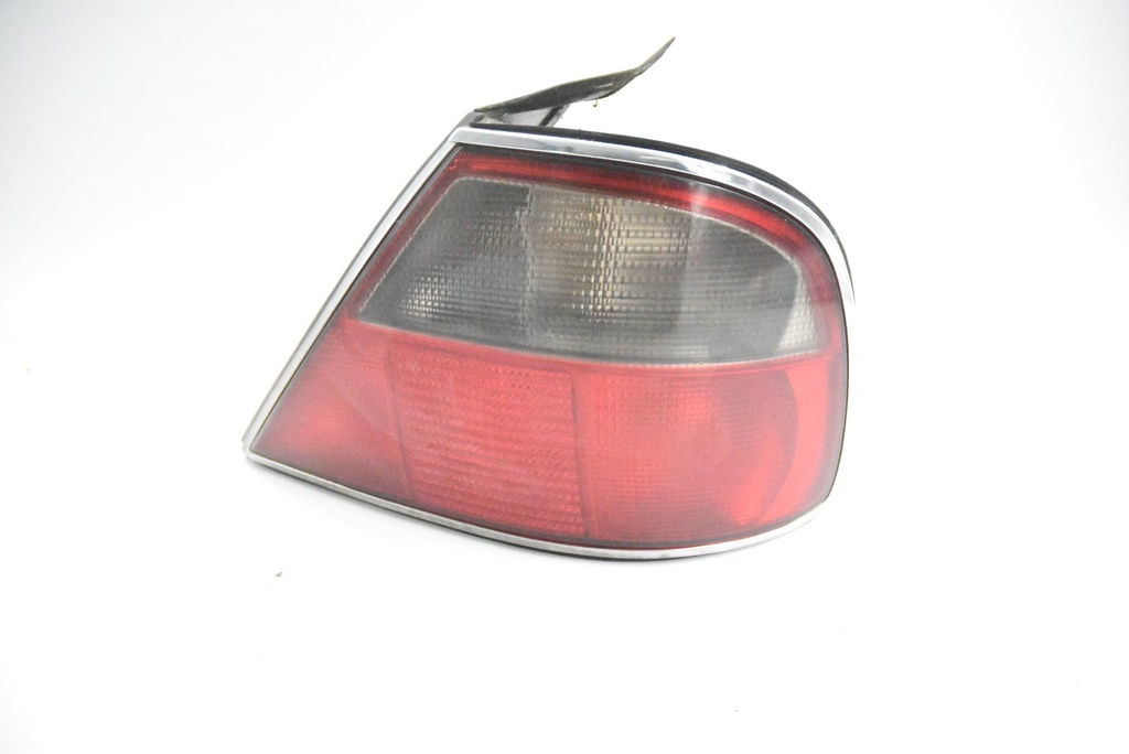 JAGUAR XJ6 X300 SOVEREIGN RIGHT O/S REAR LIGHTS LAMP LENS CHROME BEZEL LENS