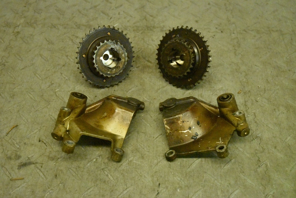 JAGUAR XJ8 XK8 X308 4.0 AJ26 VVT V8 INLET EXHAUST CAM SHAFT HEAD SOLENOIDS