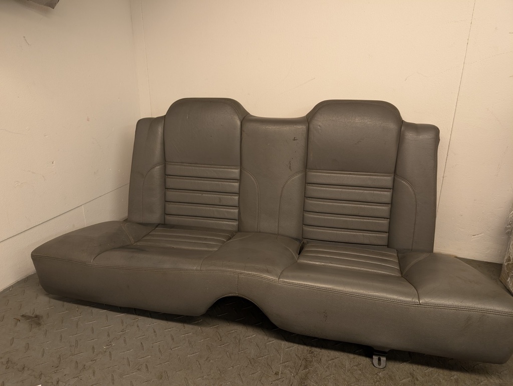 JAGUAR XJS FACELIFT CONVERTIBLE REAR SEAT LEATHERS INTERIOR REAR BENCH SEAT KIT