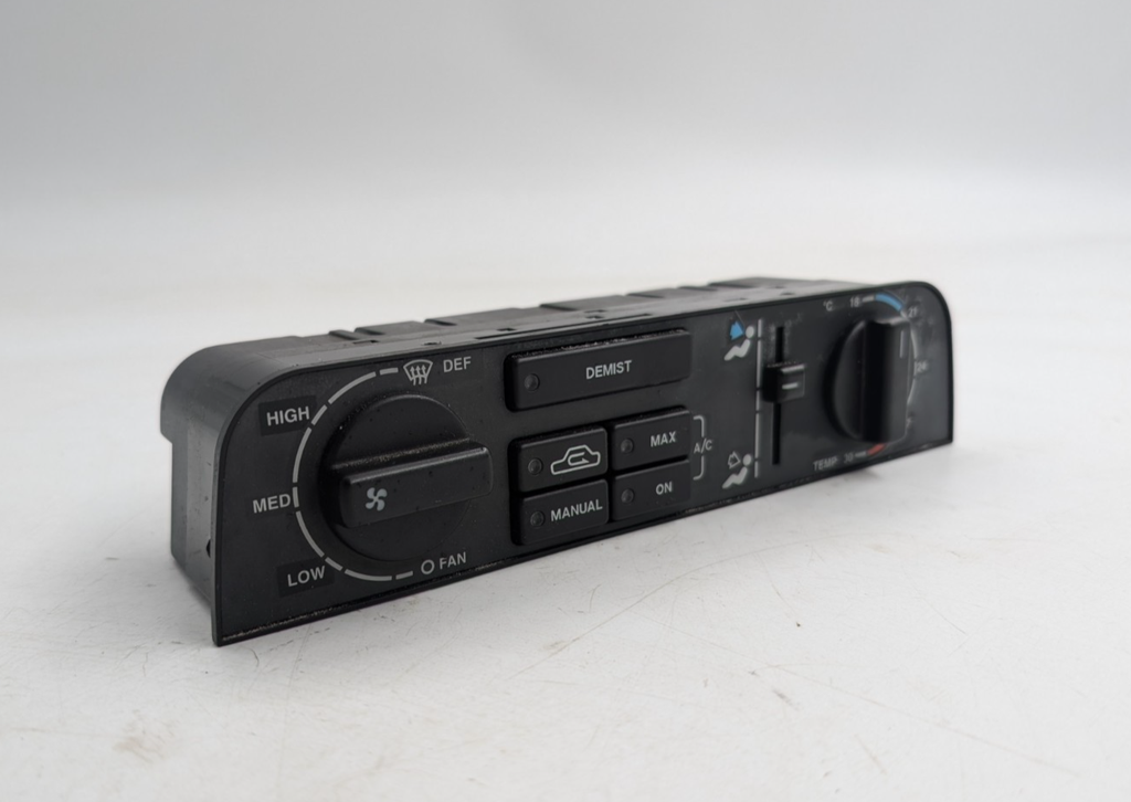 XJ40 AIR CONDITIONING CONTROL HEATER CONTROL PANEL JAGUAR CONTROLS DBC11816