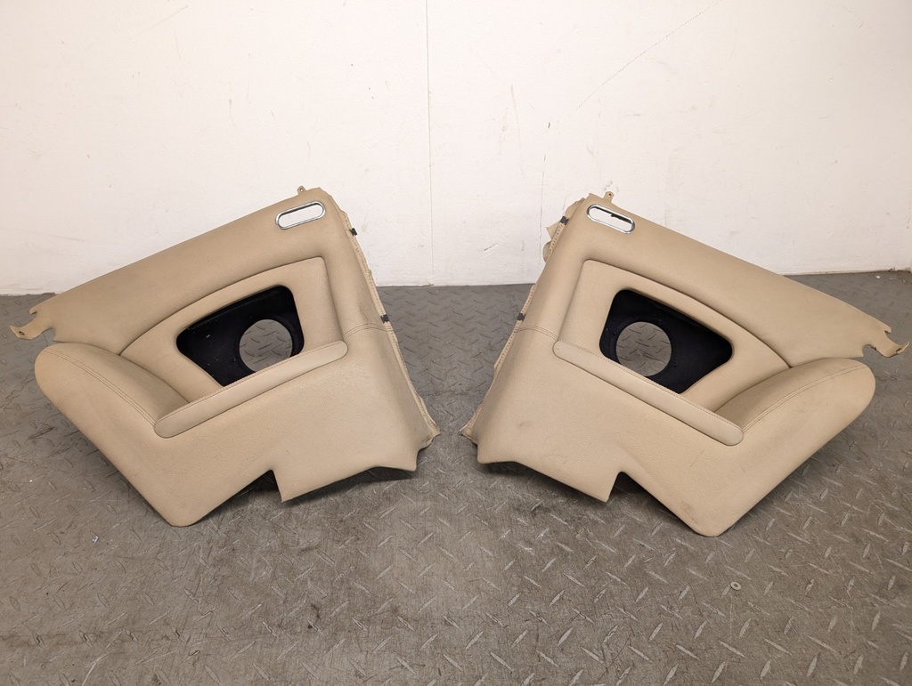 JAGUAR XJS PRE FACELIFT COUPE DOESKIN LEATHER REAR DOOR CARDS INTERIOR TRIM