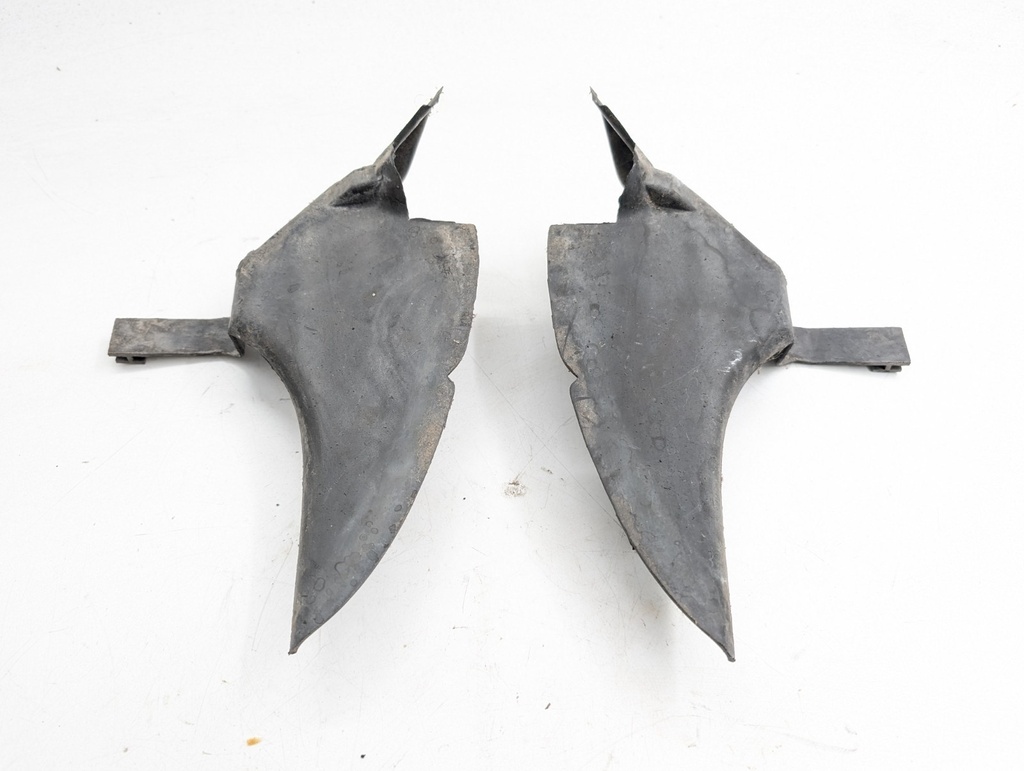 REAR WHEELARCH LINER JAGUAR X300 X308 SIDE SPLASH GUARD SEALING HNA4576AB