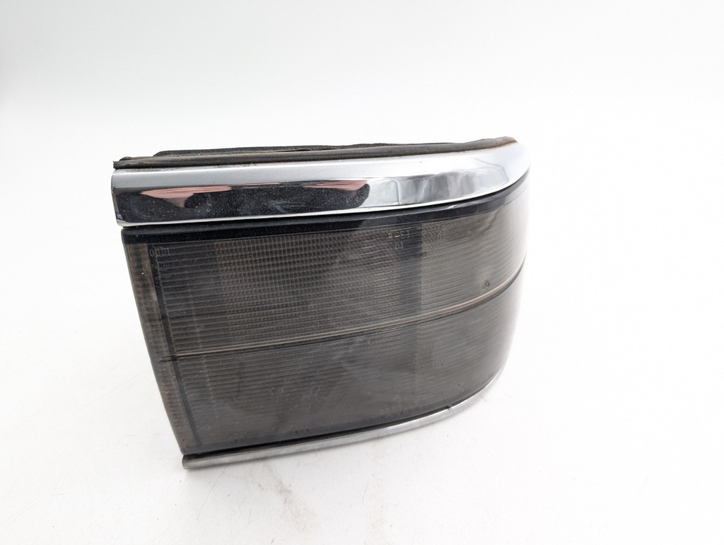 JAGUAR XJS FACELIFT REAR RIGHT BLACK LIGHT TAILGATE LAMP BOOT LID LENS OUTER