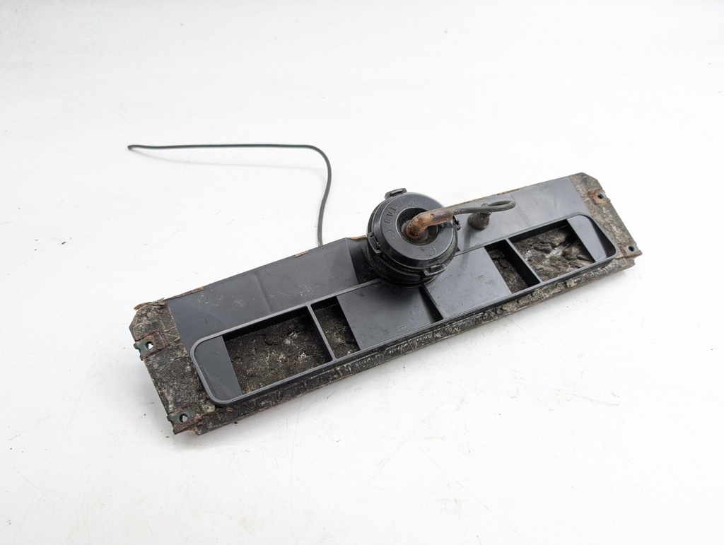 CENTRE VENT AND FLAP JAGUAR XJ40 X300 PLASTIC TRIM DASH BOARD FASCIA ASSEMBLY