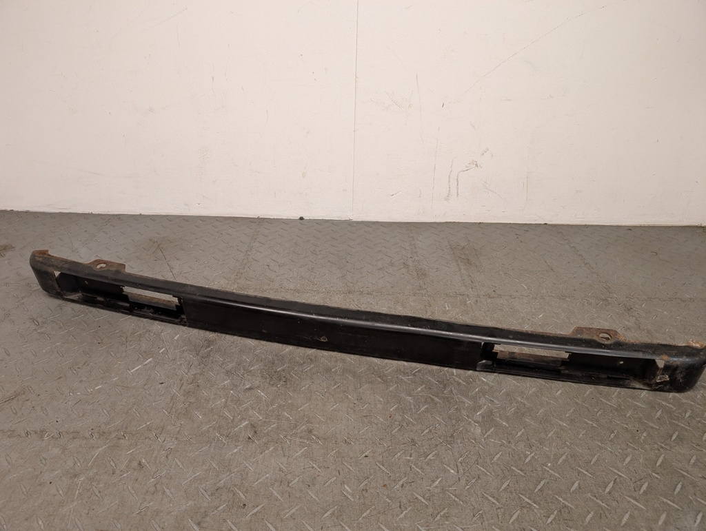 JAGUAR XJ6/12 XJ40 EARLY REAR BUMPER BEAM MOUNT LOWER RUBBER FIXTURE SUPPORT