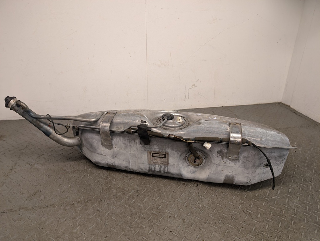 Jaguar XK8 X100 UNLEADED FUEL TANK SINGLE PUMP NJA5908PM