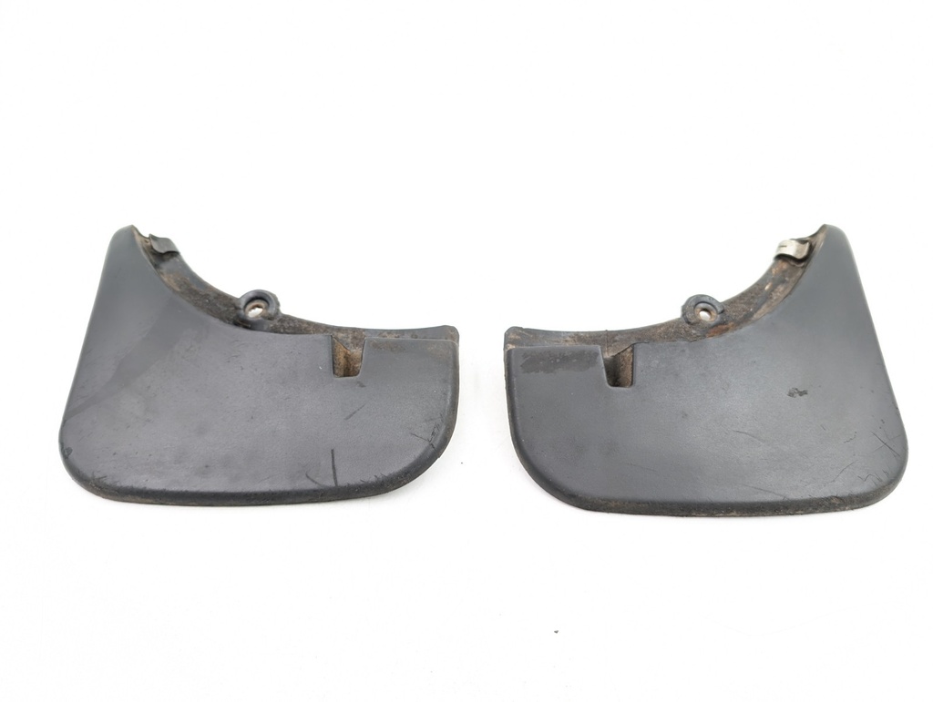 JAGUAR XK8 XKR X100 FRONT MUD FLAPS WHEEL TYRE PAIR RUBBER MUD GUARD C2S4494