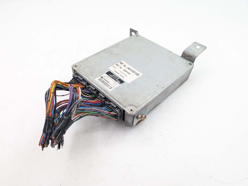 JAGUAR X300 6.0 V12 ECU CONTROL UNIT MODULE CONTROL DENSO LNA1410EC/005