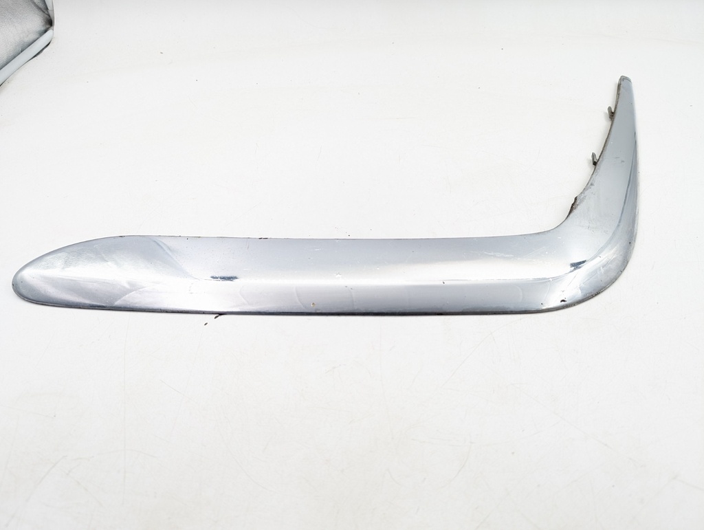JAGUAR XJ8 X308 XJR FRONT LEFT NEARSIDE CORNER BUMPER CHROME TRIM BLADE COVER