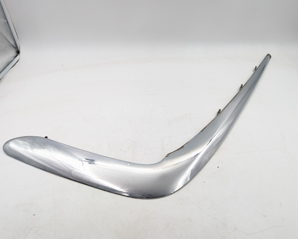 JAGUAR XJ8 X308 XJR REAR RIGHT OFFSIDE CORNER BUMPER CHROME TRIM BLADE COVER