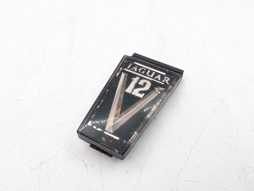 JAGUAR XJS XJ-S V12 5.3 6.0 GRILLE BADGE JAGUAR BADGE BLACK AND GOLD BD44533