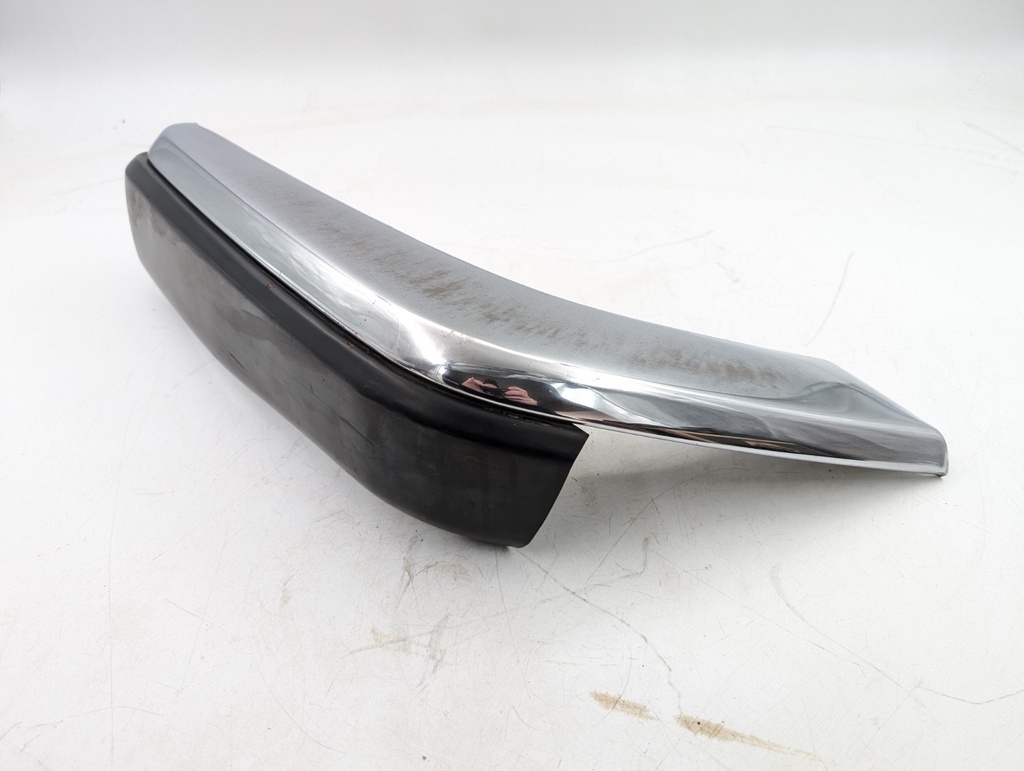 JAGUAR XJS FRONT O/S RIGHT DRIVERS BUMPER CHROME BLADE CORNER TRIM BEC14678